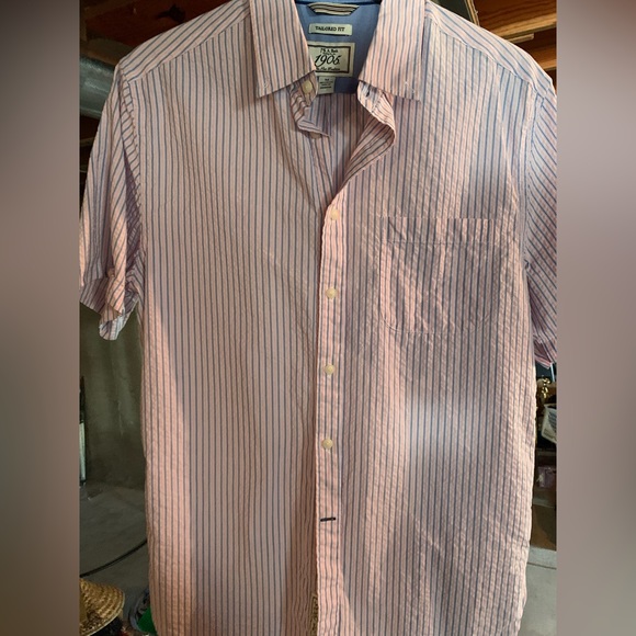 Moving, trying to sell clothes I don’t wear or need. - Picture 3 of 3